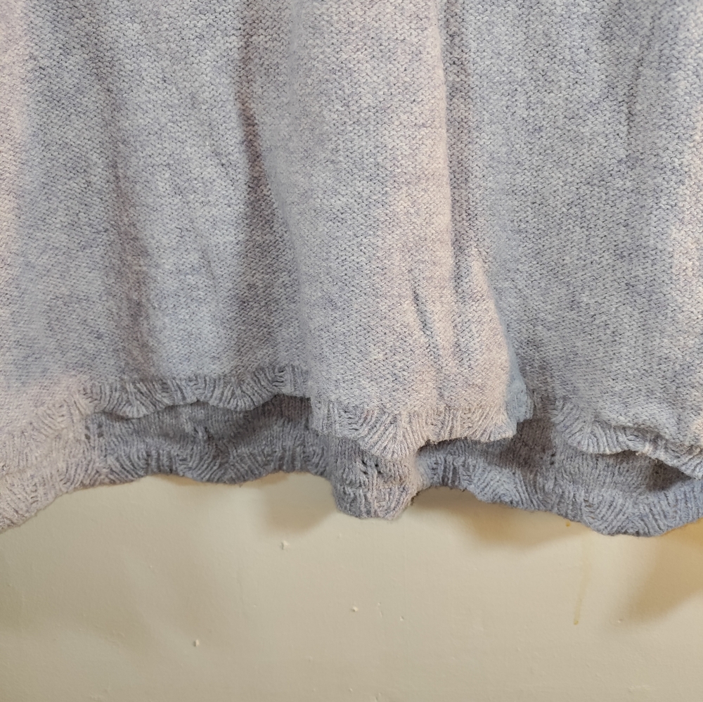 Sweater - Picture 3 of 5